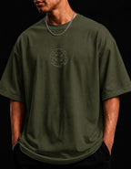 Camiseta Oversized Religiosa - Medalha de São Bento Gold